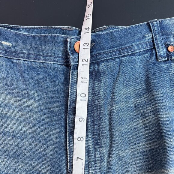 Jordan Craig Men's Distressed Ripped Jean Shorts Sz 44 Hip Hop Streetwear Grunge - Picture 8 of 13